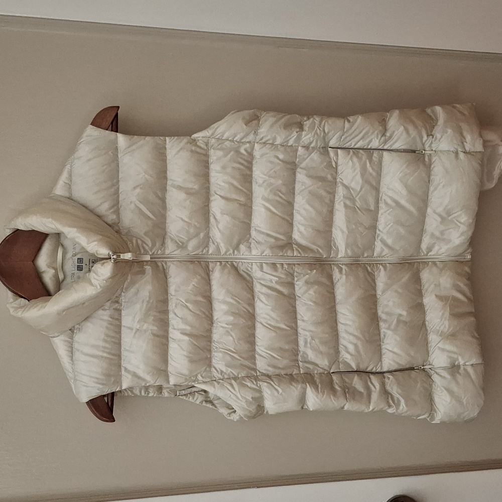 Uniqlo Ultra Light Down Filled Vest